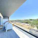 Grand Balcony With Pool By Homing Tavira