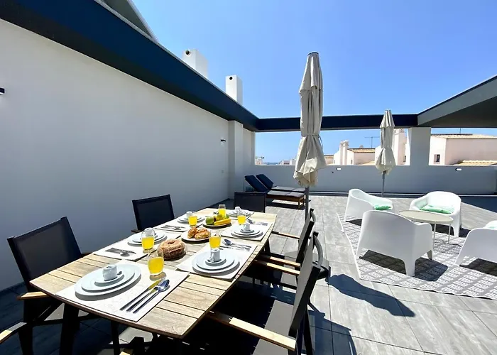 Apartment Grand Balcony With Pool By Homing Tavira