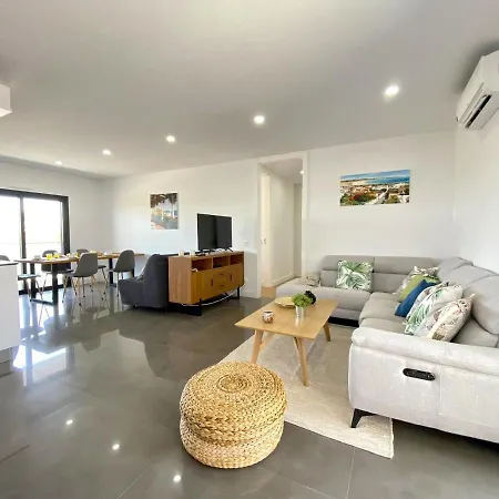 Grand Balcony With Pool By Homing