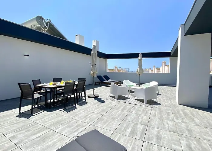 Grand Balcony With Pool By Homing Tavira